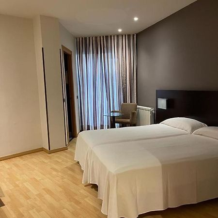 Hotel Bruc Ngoại thất bức ảnh