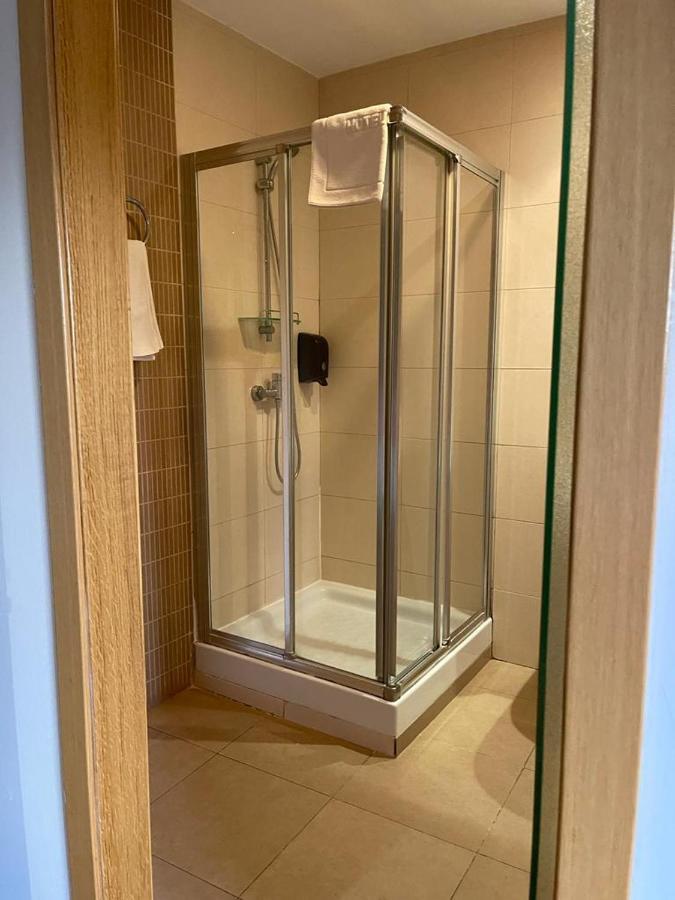 Hotel Bruc Ngoại thất bức ảnh