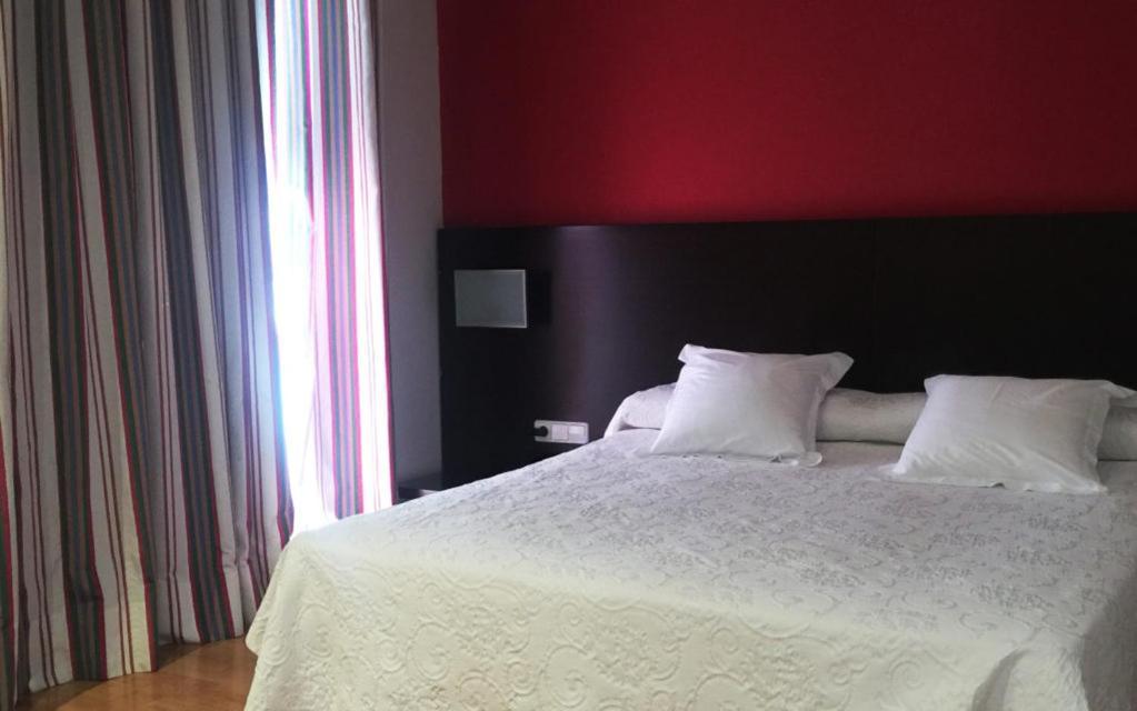 Hotel Bruc Ngoại thất bức ảnh